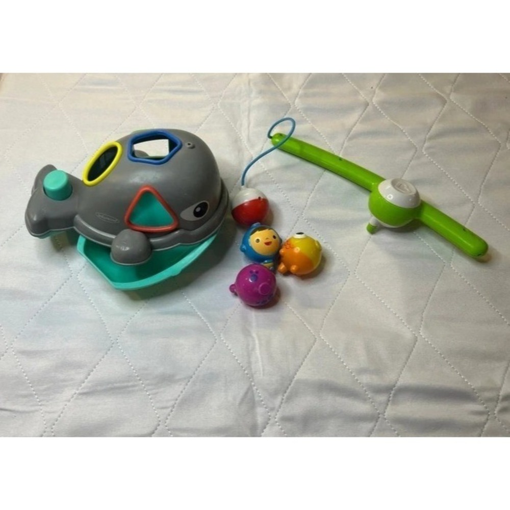 Infantino Whale Bath Toy & Toddler Fishing Set Bundle